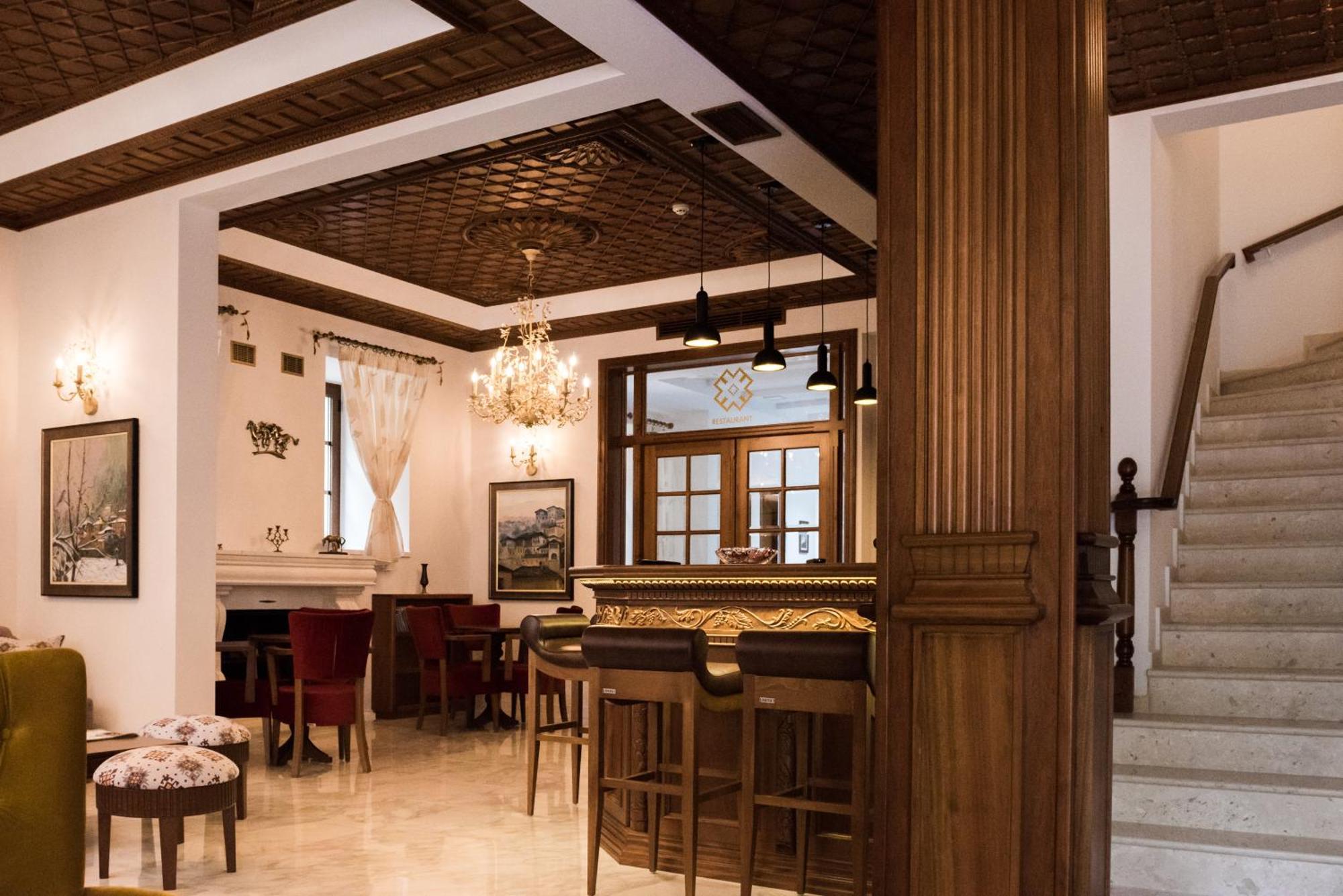 Hotel Argjiro Gjirokastër Exterior foto